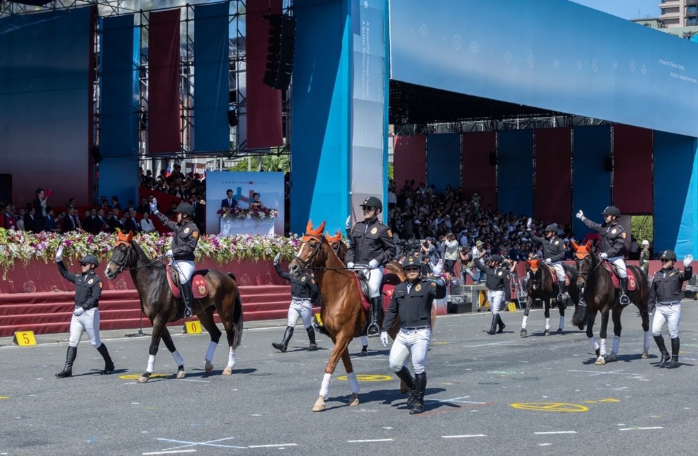 114年10月10日在總統府廣場協助「114年國慶表演活動」遊行前導任務2