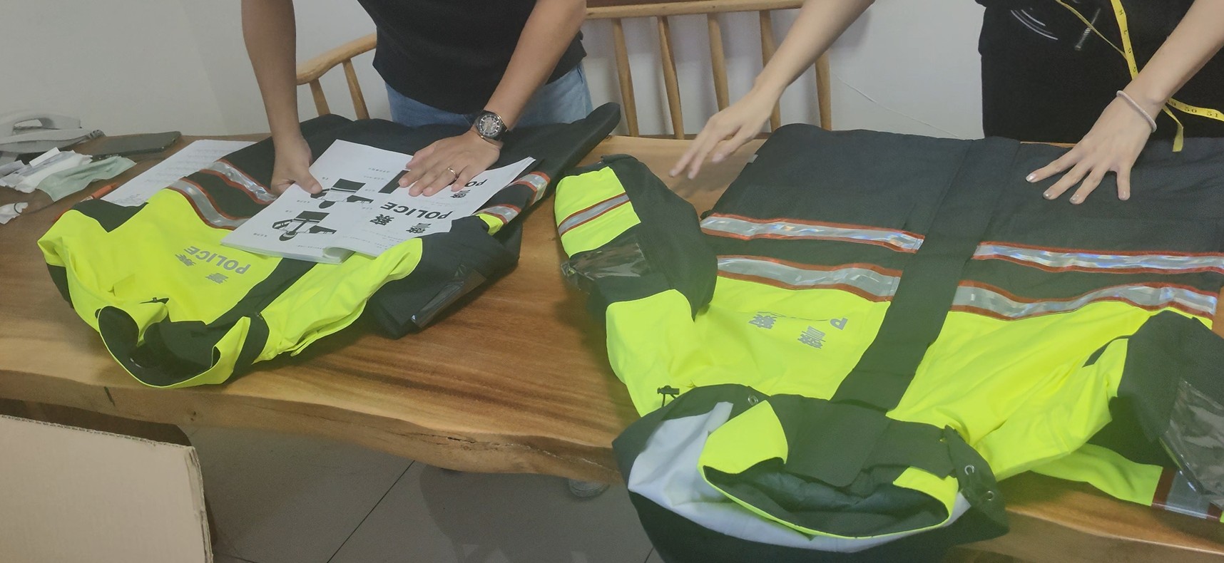 員警高透氣防水工作服驗收現場照片