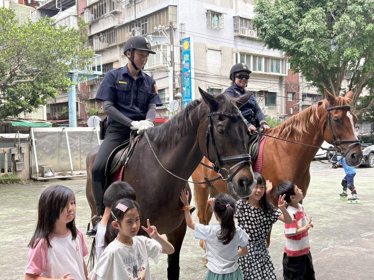 中和區錦和國小「小小警察體驗暨犯罪預防宣導活動」-1